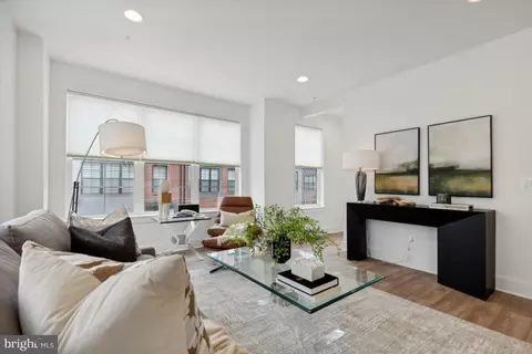 11230 Faraday Park Dr, Reston, VA 20190 photo 3