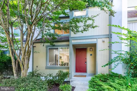 2375 Generation Dr, Reston, VA 20191 photo 2