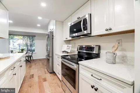 2375 Generation Dr, Reston, VA 20191 photo 9