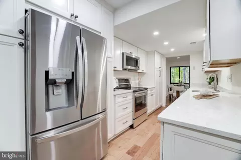 2375 Generation Dr, Reston, VA 20191 photo 7