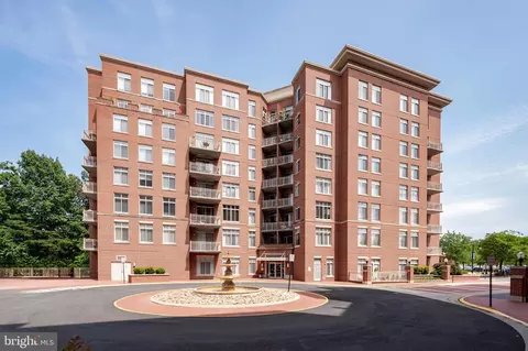 4480 Market Commons Dr #510, Fairfax, VA 22033