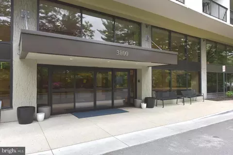 3800 Powell Ln #PH14, Falls Church, VA 22041