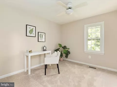 Bedroom - 9005 Okeith Ct, Springfield, VA 22152 photo 1 of 8