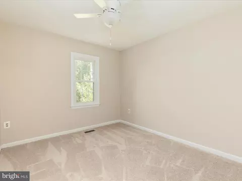 Bedroom - 9005 Okeith Ct, Springfield, VA 22152 photo 2 of 8