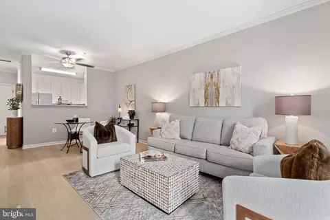 2710 Bellforest Ct #310, Vienna, VA 22180