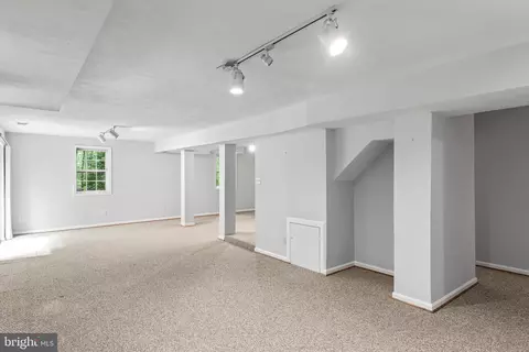 Other - 2609 Deerdell Ln, Reston, VA 20191 photo 18 of 20