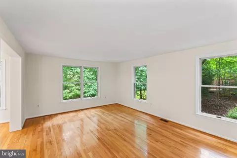 Living - 2609 Deerdell Ln, Reston, VA 20191 photo 3 of 8