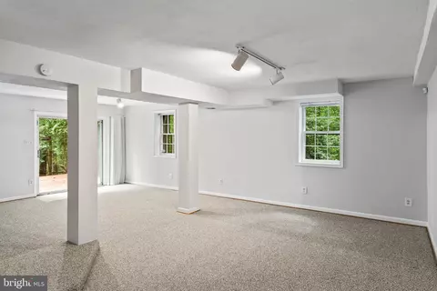 Living - 2609 Deerdell Ln, Reston, VA 20191 photo 8 of 8