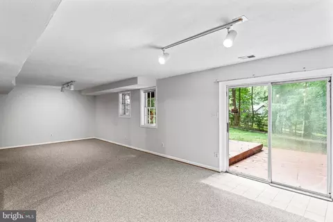 Other - 2609 Deerdell Ln, Reston, VA 20191 photo 16 of 20