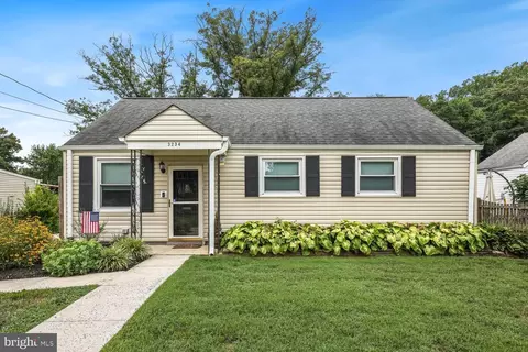 3234 Wayne Rd, Falls Church, VA 22042