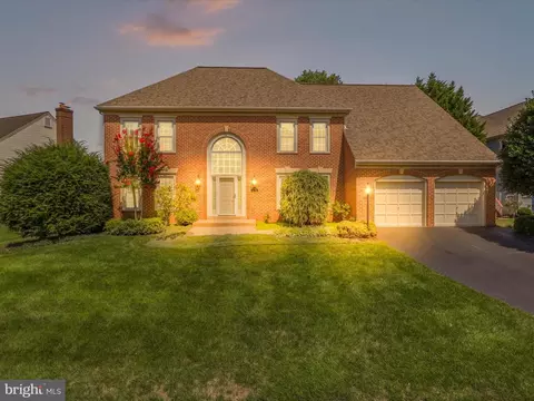 14804 Harvest Ct, Centreville, VA 20120