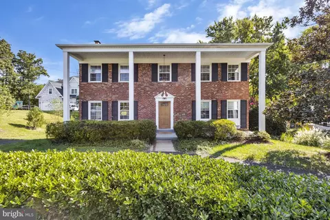 5719 Clermont Dr, Alexandria, VA 22310
