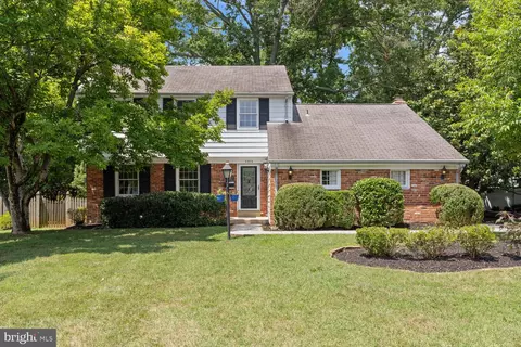2406 Wittington Blvd, Alexandria, VA 22308