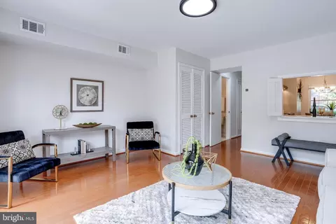 8553 Barrington Ct #923, Springfield, VA 22152 photo 17