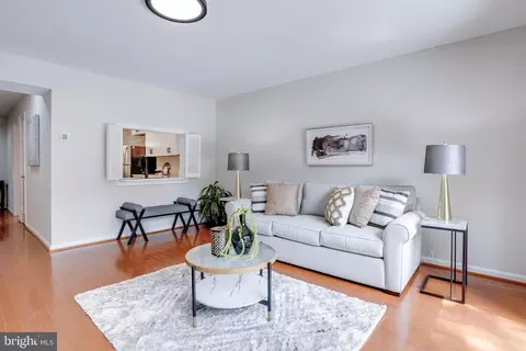 8553 Barrington Ct #923, Springfield, VA 22152 photo 3