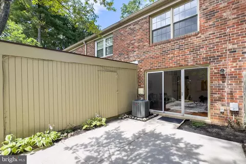 8553 Barrington Ct #923, Springfield, VA 22152 photo 18