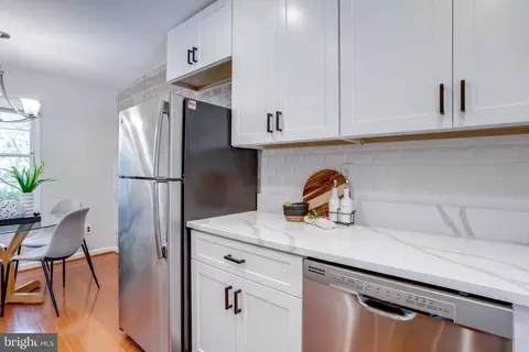 8553 Barrington Ct #923, Springfield, VA 22152 photo 13