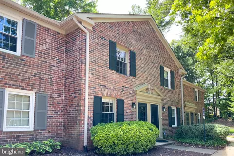 8553 Barrington Ct #923, Springfield, VA 22152 photo 7