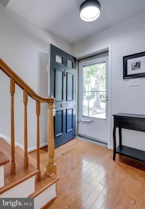 8553 Barrington Ct #923, Springfield, VA 22152 photo 8