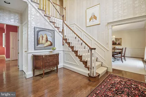 1307 Daviswood Dr, Mclean, VA 22102 photo 8