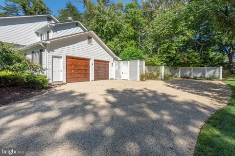 1307 Daviswood Dr, Mclean, VA 22102 photo 107