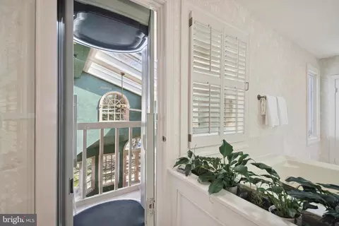 1307 Daviswood Dr, Mclean, VA 22102 photo 64