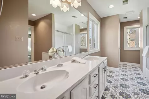 1307 Daviswood Dr, Mclean, VA 22102 photo 73