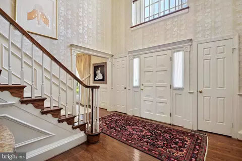 1307 Daviswood Dr, Mclean, VA 22102 photo 6