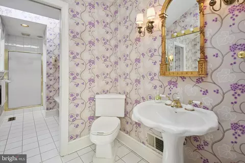 1307 Daviswood Dr, Mclean, VA 22102 photo 45
