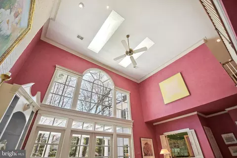 1307 Daviswood Dr, Mclean, VA 22102 photo 21