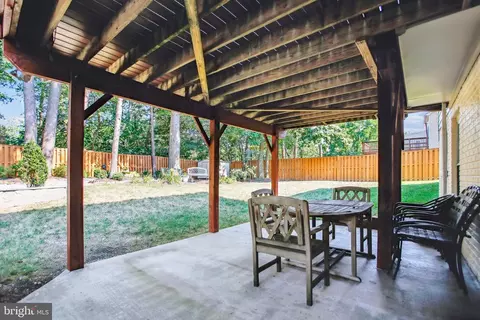 Exterior - 6197 Deer Ridge Trl, Springfield, VA 22150 photo 3 of 18