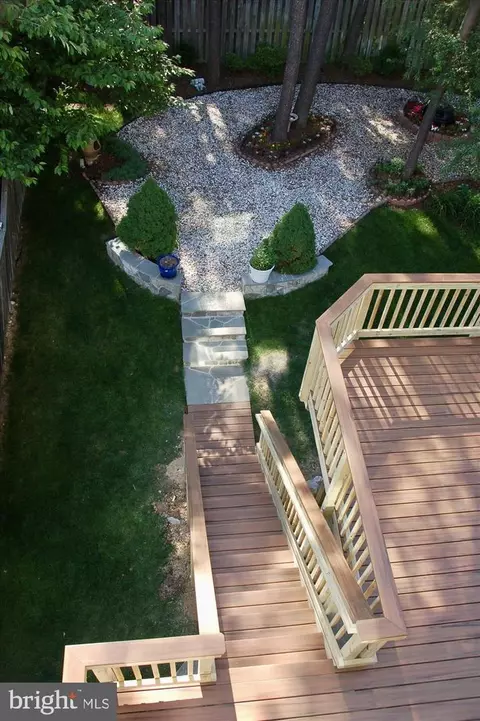 Exterior - 6197 Deer Ridge Trl, Springfield, VA 22150 photo 14 of 18