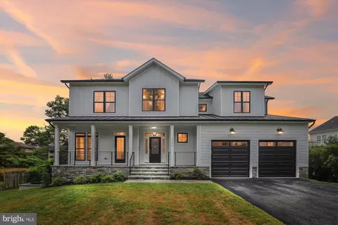 2533 Flint Hill Rd, Vienna, VA 22181