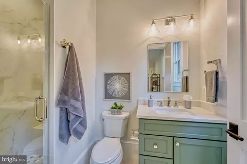 6511 Tucker Ave, Mclean, VA 22101 photo 28