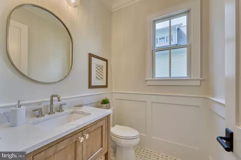 6511 Tucker Ave, Mclean, VA 22101 photo 24