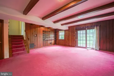 Living - 1309 Oberon Way, Mclean, VA 22102 photo 7 of 8
