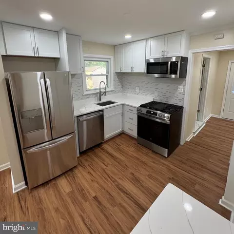 7441 Long Pine Dr, Springfield, VA 22151 photo 10