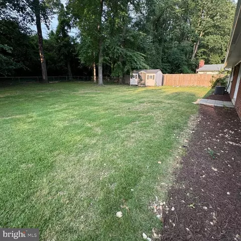7441 Long Pine Dr, Springfield, VA 22151 photo 24