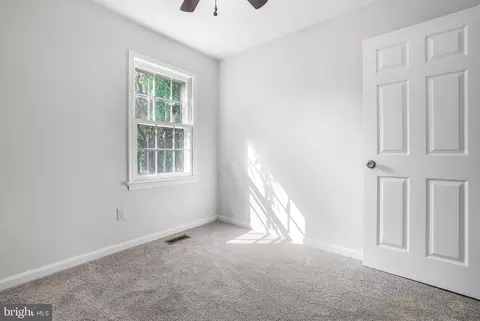 8012 Dayspring Ct, Springfield, VA 22153 photo 18