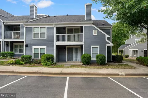 5844 Orchard Hill Ct #5844, Clifton, VA 20124