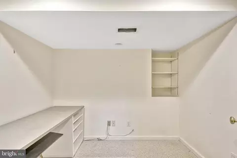 5213 Kings Park Dr, Springfield, VA 22151 photo 34