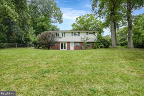 5213 Kings Park Dr, Springfield, VA 22151 photo 50