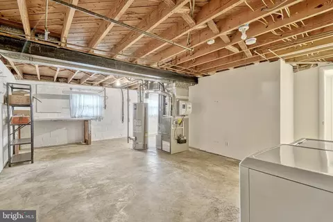 5213 Kings Park Dr, Springfield, VA 22151 photo 39