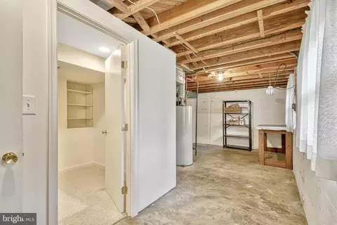 5213 Kings Park Dr, Springfield, VA 22151 photo 36