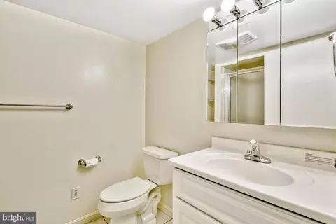 5213 Kings Park Dr, Springfield, VA 22151 photo 42