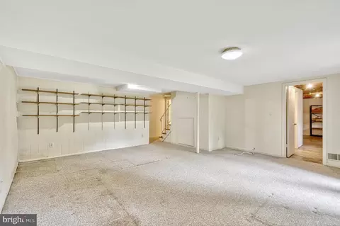 5213 Kings Park Dr, Springfield, VA 22151 photo 32