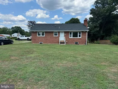 5704 Ambler St, Alexandria, VA 22310