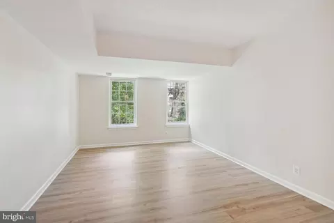 Living - 7640 Provincial Dr #308, Mclean, VA 22102 photo 6 of 7
