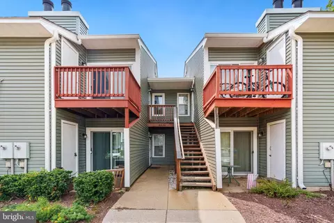 8624 Beekman Pl #24C, Alexandria, VA 22309