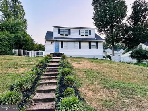 2002 Nordlie Pl, Falls Church, VA 22043